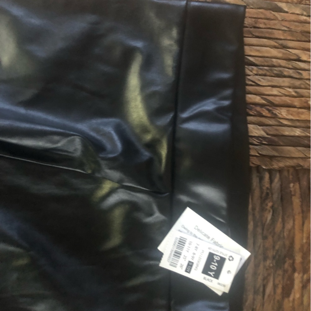 Kids Faux Leather Black leggings. Aged 9-10